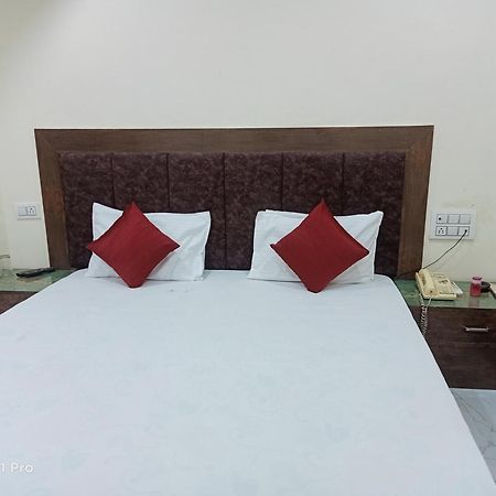 Hotel Ambassador Inn Gwalior Exterior foto